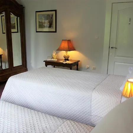 Chateau L'orangerie Nocleg ze śniadaniem 4*