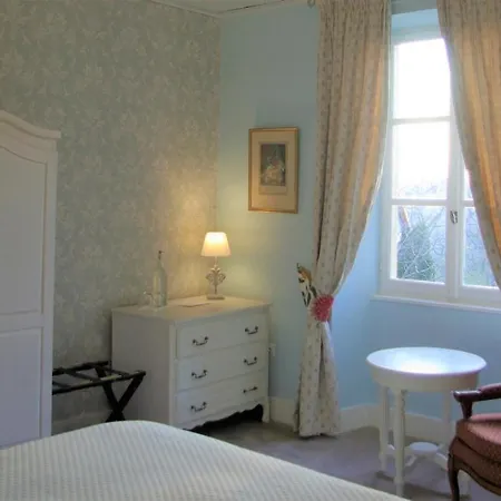 Chateau L'orangerie Nocleg ze śniadaniem