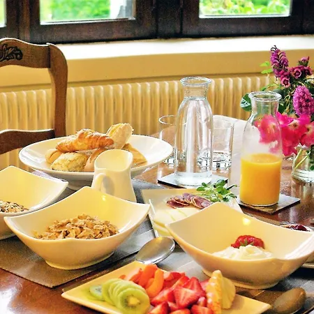 Nocleg ze śniadaniem Chateau L'orangerie 4*