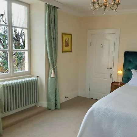 Chateau L'orangerie Nocleg ze śniadaniem 4*